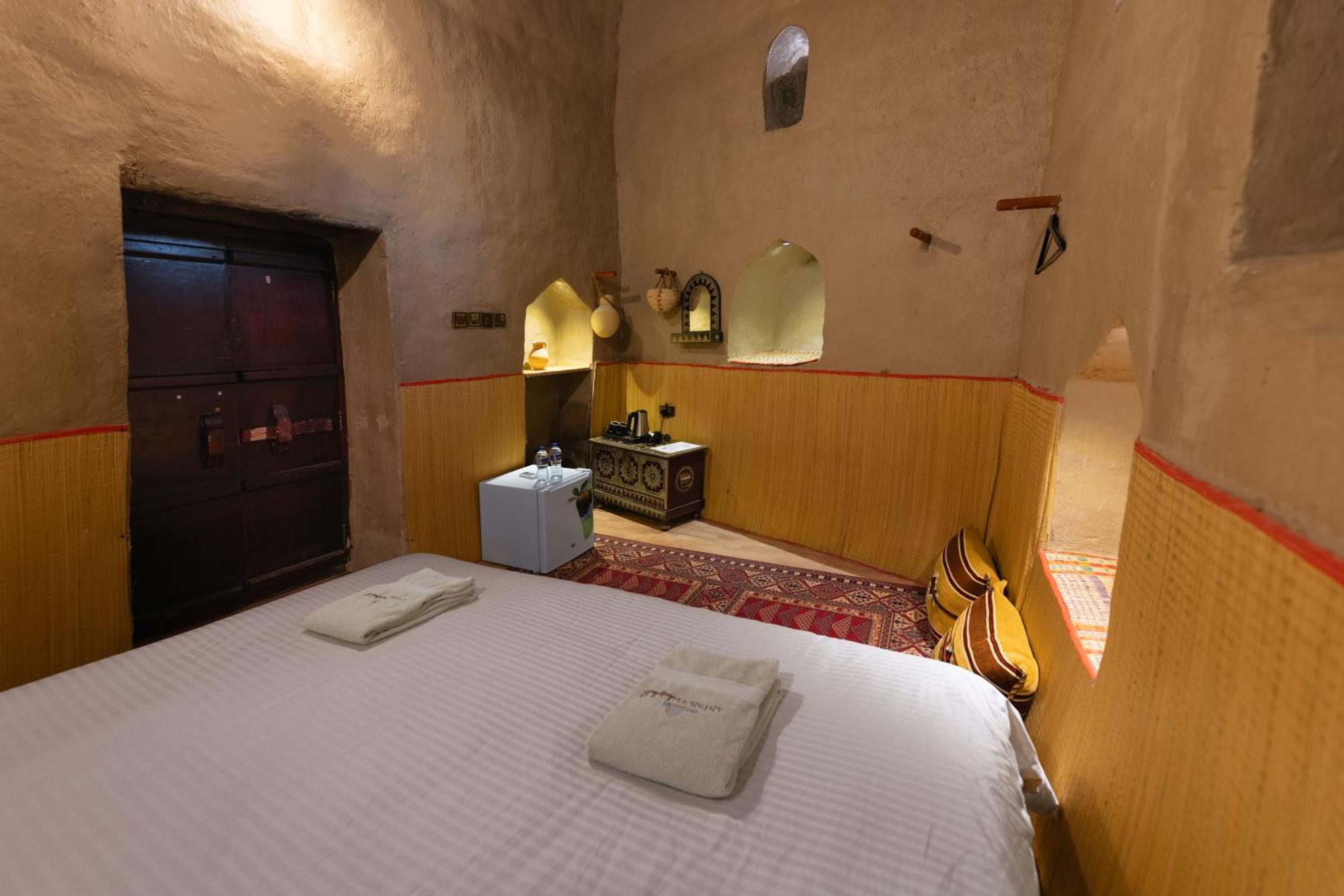 Antique Inn 니즈와 객실 사진